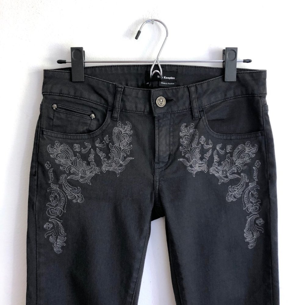 THE KOOPLES Skinny Jeans Embroidered Skull Rivets - Picture 4 of 11
